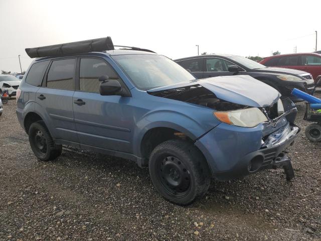 JF2SH6BC8AG792212 - 2010 SUBARU FORESTER XS Niebieski zdjęcie 4
