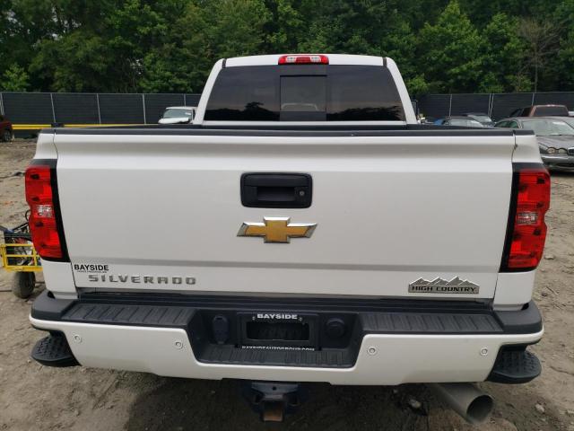 1GC1KXEY3JF258226 - 2018 CHEVROLET SILVERADO K2500 HIGH COUNTRY WHITE photo 6