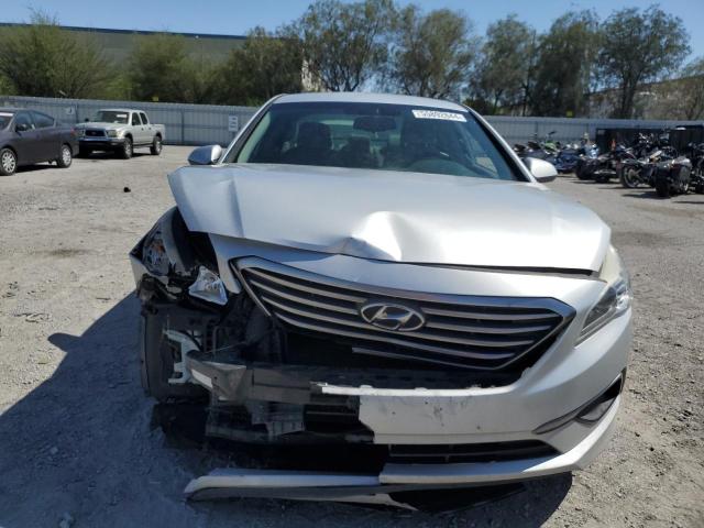 5NPE24AF9GH376235 - 2016 HYUNDAI SONATA SE SILVER photo 5