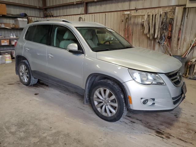 WVGAV7AX1BW516549 - 2011 VOLKSWAGEN TIGUAN S SILVER photo 4