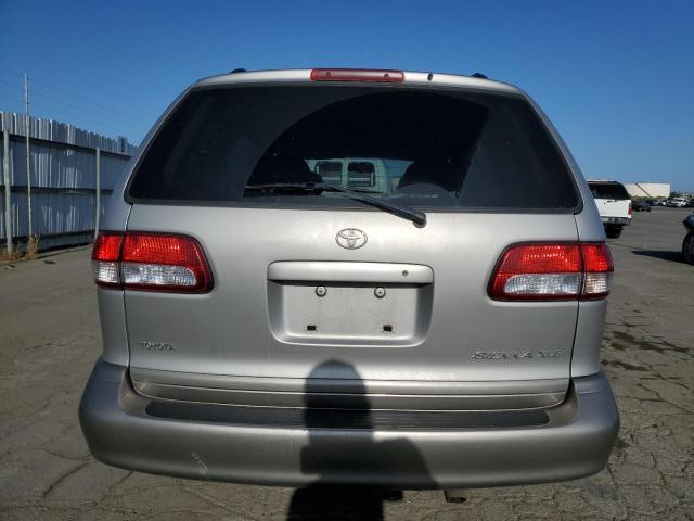 4T3ZF13C32U444912 - 2002 TOYOTA SIENNA LE SILVER photo 6