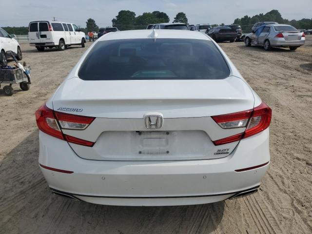 1HGCV2F99JA026805 - 2018 HONDA ACCORD TOURING WHITE photo 6