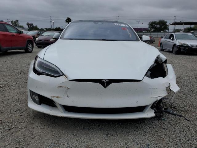 5YJSA1E49GF143466 - 2016 TESLA MODEL S 白色 照片 5