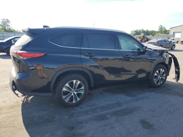 5TDGZRAH2MS043917 - 2021 TOYOTA HIGHLANDER XLE BLACK photo 3