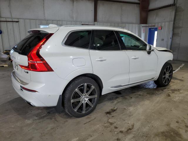 LYVA22RL9JB113229 - 2018 VOLVO XC60 T6 WHITE photo 3