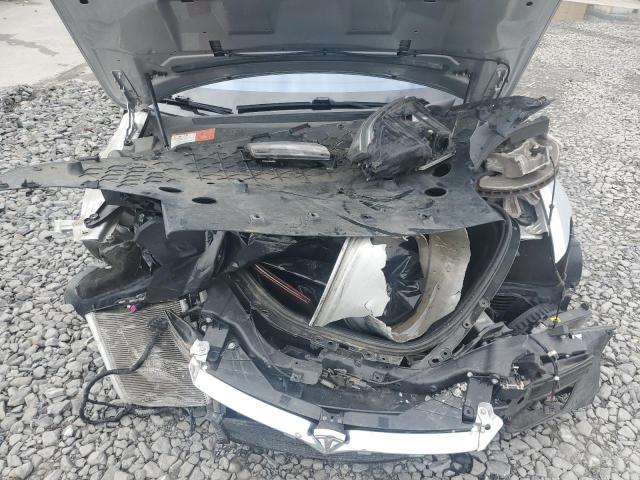 5YJSA1E16HF180191 - 2017 TESLA MODEL S SILVER photo 11