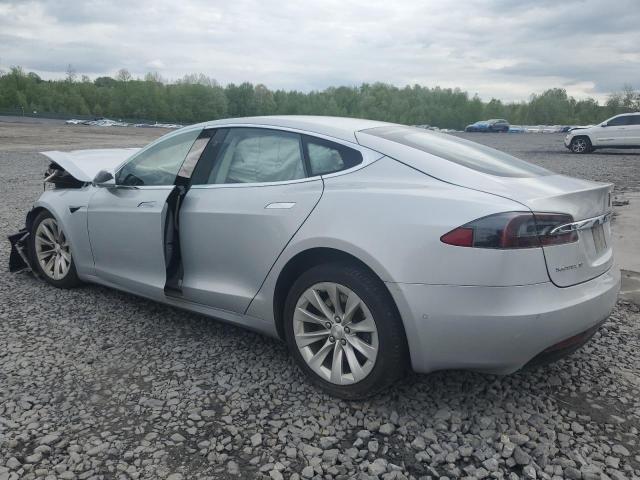 5YJSA1E16HF180191 - 2017 TESLA MODEL S SILVER photo 2