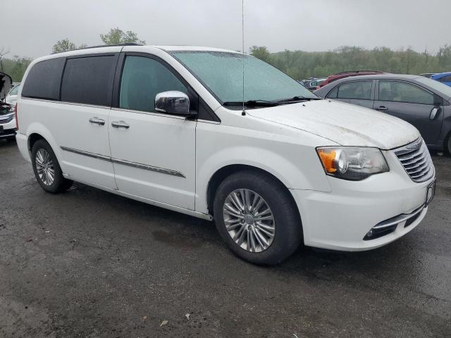 2C4RC1CG7GR175357 - 2016 CHRYSLER TOWN & COU TOURING L WHITE photo 4