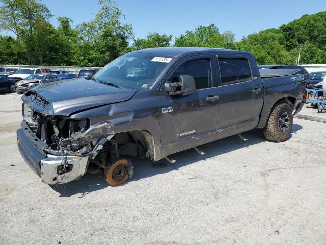 5TFDY5F15EX323319 - 2014 TOYOTA TUNDRA CREWMAX SR5 GRAY photo 1