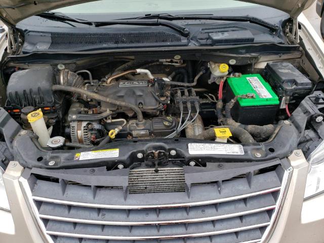 2A8HR54139R514140 - 2009 CHRYSLER TOWN & COU TOURING 金色 照片 12