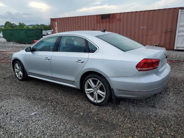 1VWCN7A3XDC125461 - 2013 VOLKSWAGEN PASSAT SEL SILVER photo 2