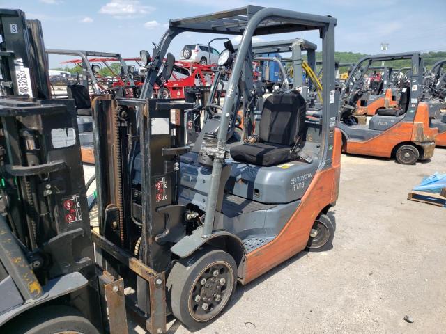 68504 - 2015 TOYOTA FORKLIFT Orange Foto 2