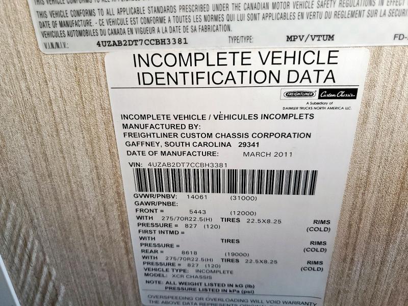 4UZAB2DT7CCBH3381 - 2012 FREIGHTLINER CHASSIS XC ორფეროვანი ფოტო 10