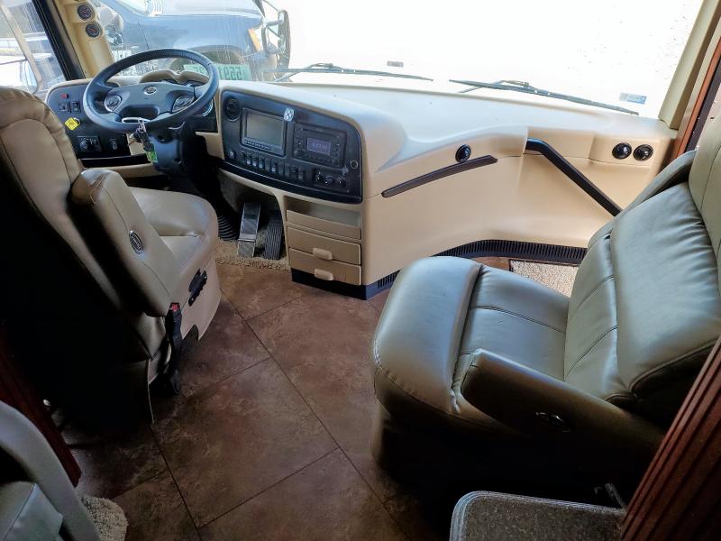 4UZAB2DT7CCBH3381 - 2012 FREIGHTLINER CHASSIS XC ორფეროვანი ფოტო 5