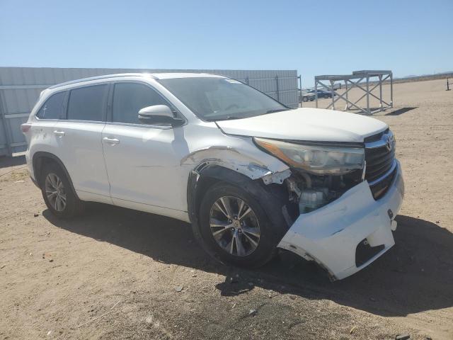 5TDKKRFH4FS106901 - 2015 TOYOTA HIGHLANDER XLE WHITE photo 4