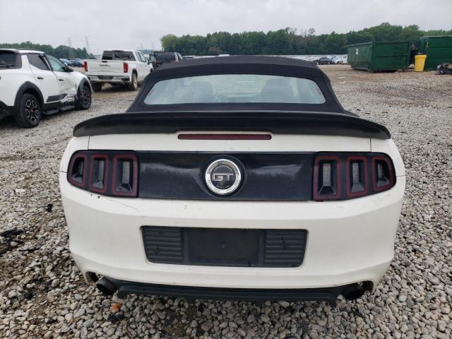 1ZVBP8FF6D5200224 - 2013 FORD MUSTANG GT WHITE photo 6