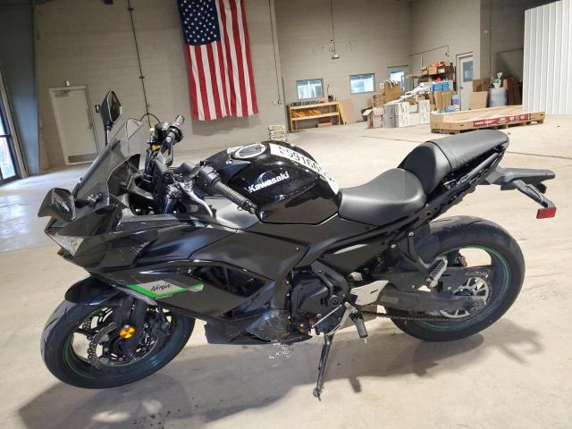 ML5EXER17SDAE6388 - 2025 KAWASAKI EX650 R BLACK photo 3