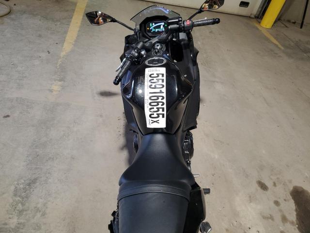 ML5EXER17SDAE6388 - 2025 KAWASAKI EX650 R BLACK photo 6