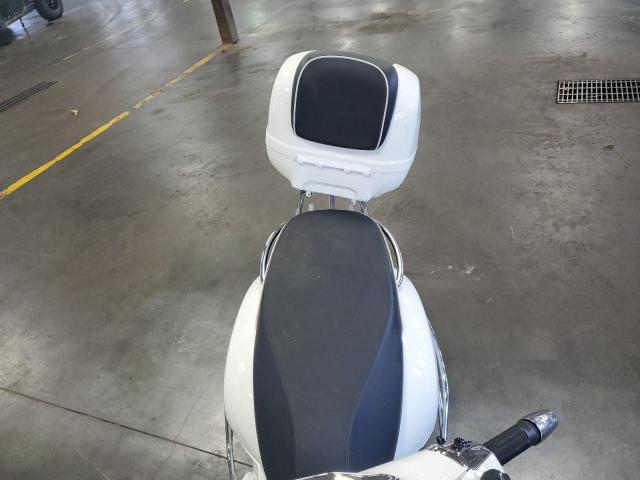 ZAPMD39M3P5100263 - 2023 VESPA GTS/SEI GI 300 WHITE photo 5