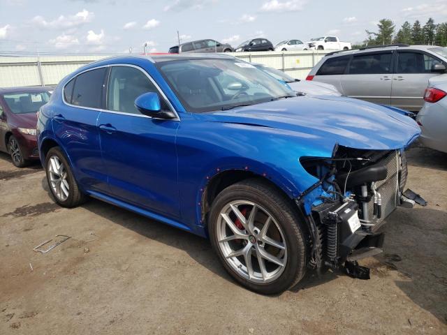 ZASPAKBN8M7D05699 - 2021 ALFA ROMEO STELVIO TI BLUE photo 4