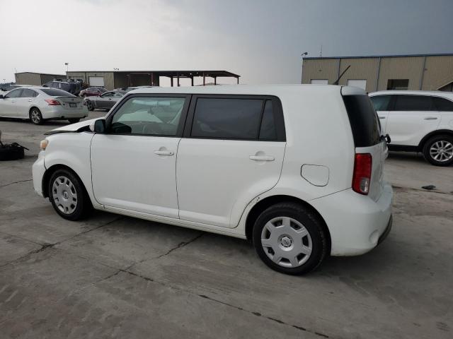 JTLZE4FE6FJ072086 - 2015 TOYOTA SCION XB თეთრი ფოტო 2