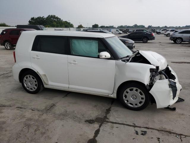 JTLZE4FE6FJ072086 - 2015 TOYOTA SCION XB თეთრი ფოტო 4