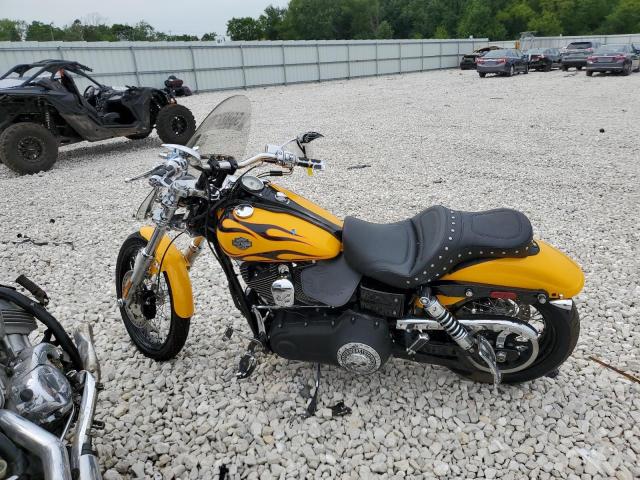 1HD1GP411BC304367 - 2011 HARLEY-DAVIDSON FXDWG YELLOW photo 3