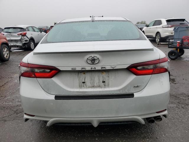 4T1G11AK5PU139847 - 2023 TOYOTA CAMRY SE NIGHT SHADE SILVER photo 6