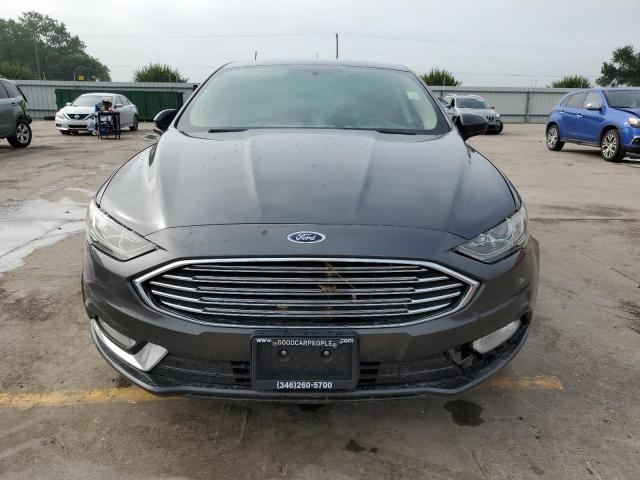 3FA6P0T92HR358900 - 2017 FORD FUSION SE CHARCOAL photo 5