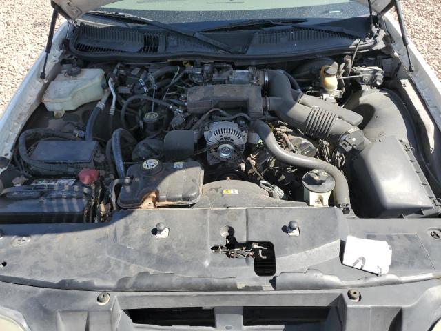 1LNHM81W43Y610431 - 2003 LINCOLN TOWN CAR EXECUTIVE WHITE photo 11