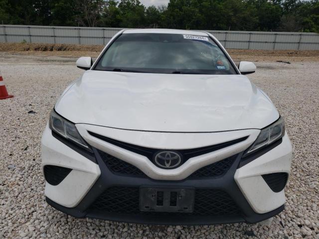 4T1B11HK2KU227389 - 2019 TOYOTA CAMRY L WHITE photo 5