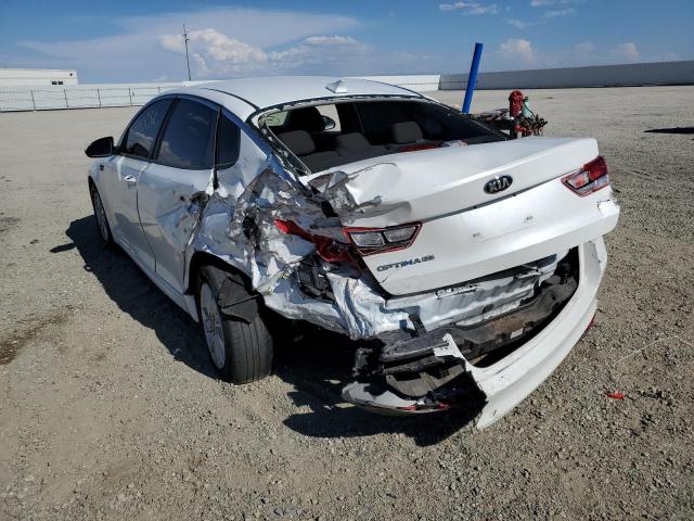 5XXGT4L36HG147081 - 2017 KIA OPTIMA LX WHITE photo 9