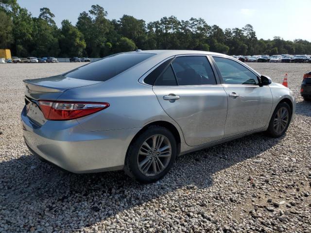 4T1BF1FK1GU221689 - 2016 TOYOTA CAMRY LE SILVER photo 3