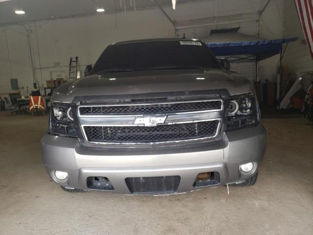 1GNFK26309R245897 - 2009 CHEVROLET SUBURBAN K1500 LT GRAY photo 5