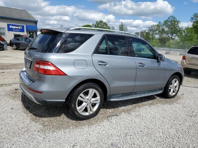 4JGDA5HBXCA058466 - 2012 MERCEDES-BENZ ML 350 4MATIC GRAY photo 3