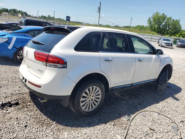 2LMDJ6JK2DBL11886 - 2013 LINCOLN MKX WHITE photo 3