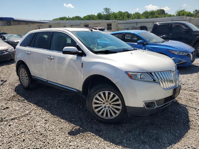 2LMDJ6JK2DBL11886 - 2013 LINCOLN MKX WHITE photo 4