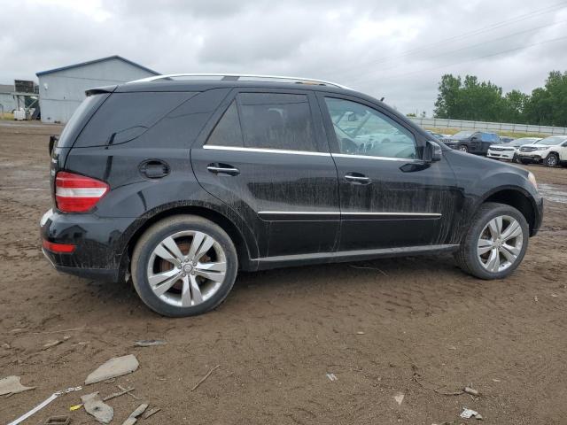 4JGBB8GB6BA708867 - 2011 MERCEDES-BENZ ML 350 4MATIC BLACK photo 3