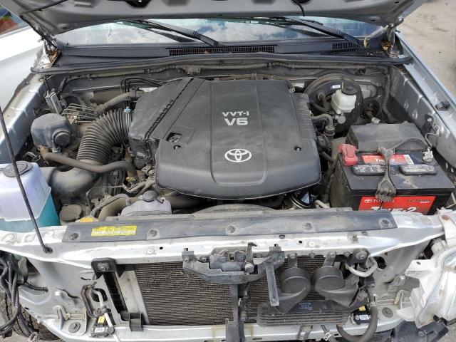 5TFJU4GNXDX044876 - 2013 TOYOTA TACOMA DOUBLE CAB PRERUNNER SILVER photo 11