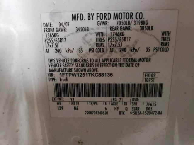 1FTPW12517KC88136 - 2007 FORD F150 SUPERCREW WHITE photo 12