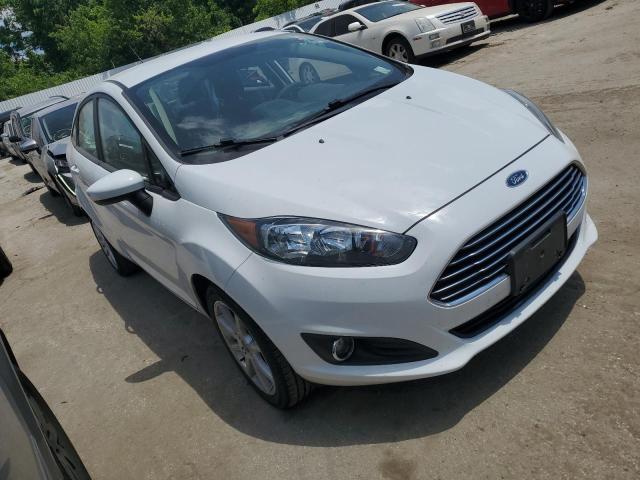 3FADP4BJ6KM131014 - 2019 FORD FIESTA SE WHITE photo 4