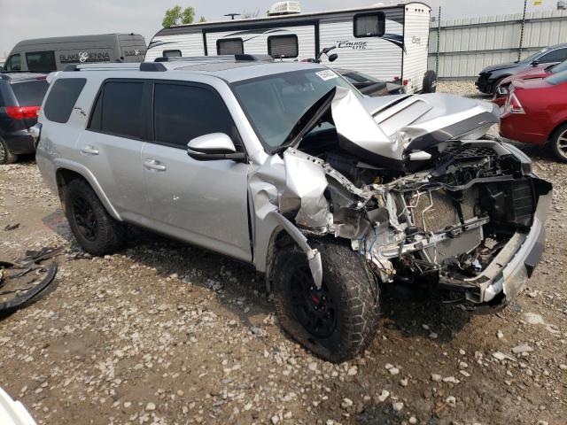 JTEBU5JR7J5517514 - 2018 TOYOTA 4RUNNER SR5/SR5 PREMIUM 银色 照片 4