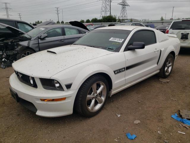 1ZVHT82H385150773 - 2008 FORD MUSTANG GT WHITE photo 1