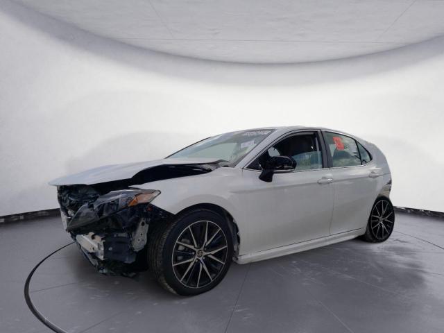 4T1G11AK9PU745684 - 2023 TOYOTA CAMRY SE NIGHT SHADE WHITE photo 1