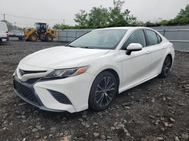 4T1B11HK2KU685899 - 2019 TOYOTA CAMRY L WHITE photo 1