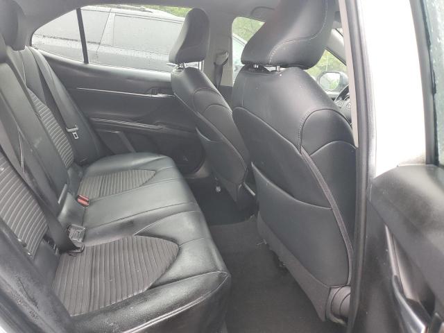 4T1B11HK2KU685899 - 2019 TOYOTA CAMRY L WHITE photo 10