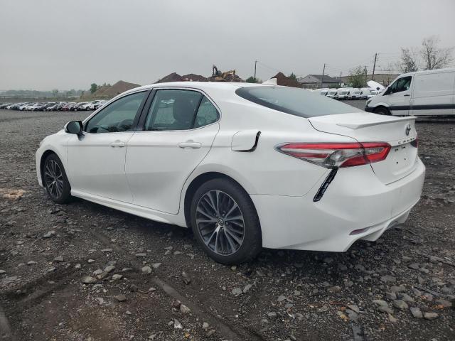 4T1B11HK2KU685899 - 2019 TOYOTA CAMRY L WHITE photo 2