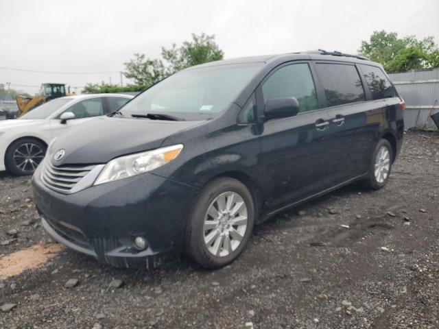 2015 TOYOTA SIENNA XLE, null