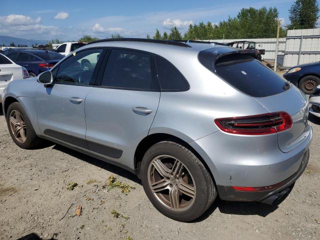 WP1AA2A59HLB83799 - 2017 PORSCHE MACAN SILVER photo 2