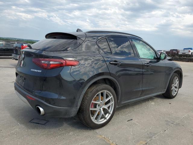 ZASFAKPN0J7B71545 - 2018 ALFA ROMEO STELVIO SPORT შავი ფოტო 3